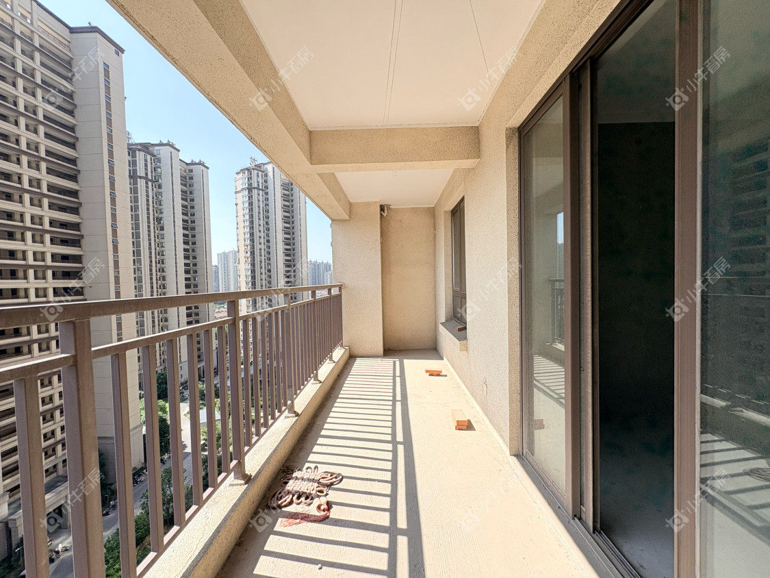 镇江荣城国际（中央公馆）在售二手房源室内图_小牛看房