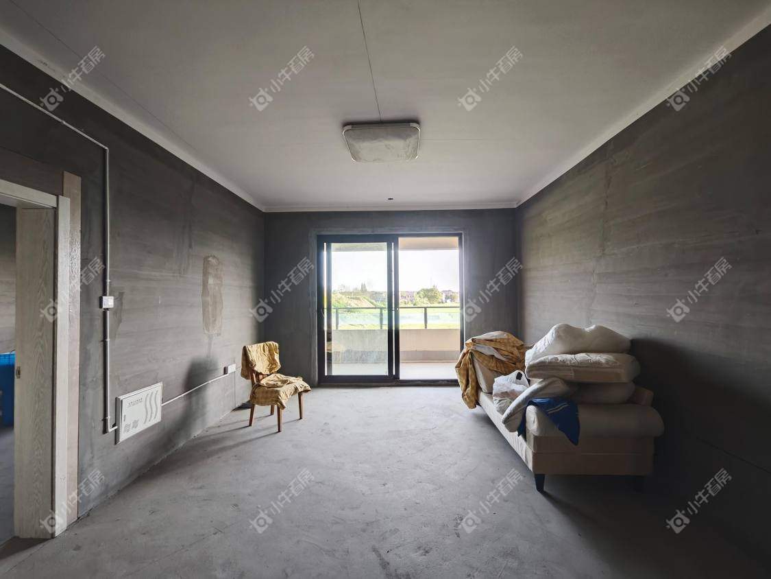 镇江凤凰郡在售二手房源室内图_小牛看房