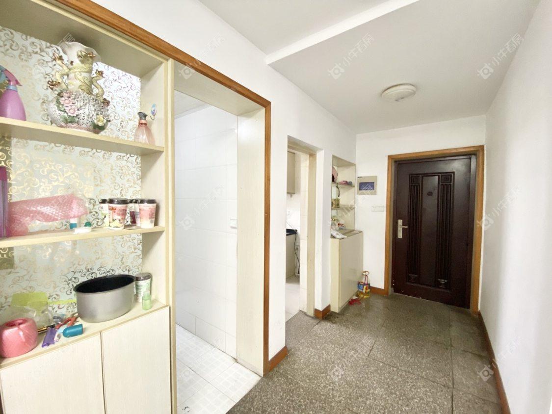 镇江华南新村在售二手房源室内图_小牛看房