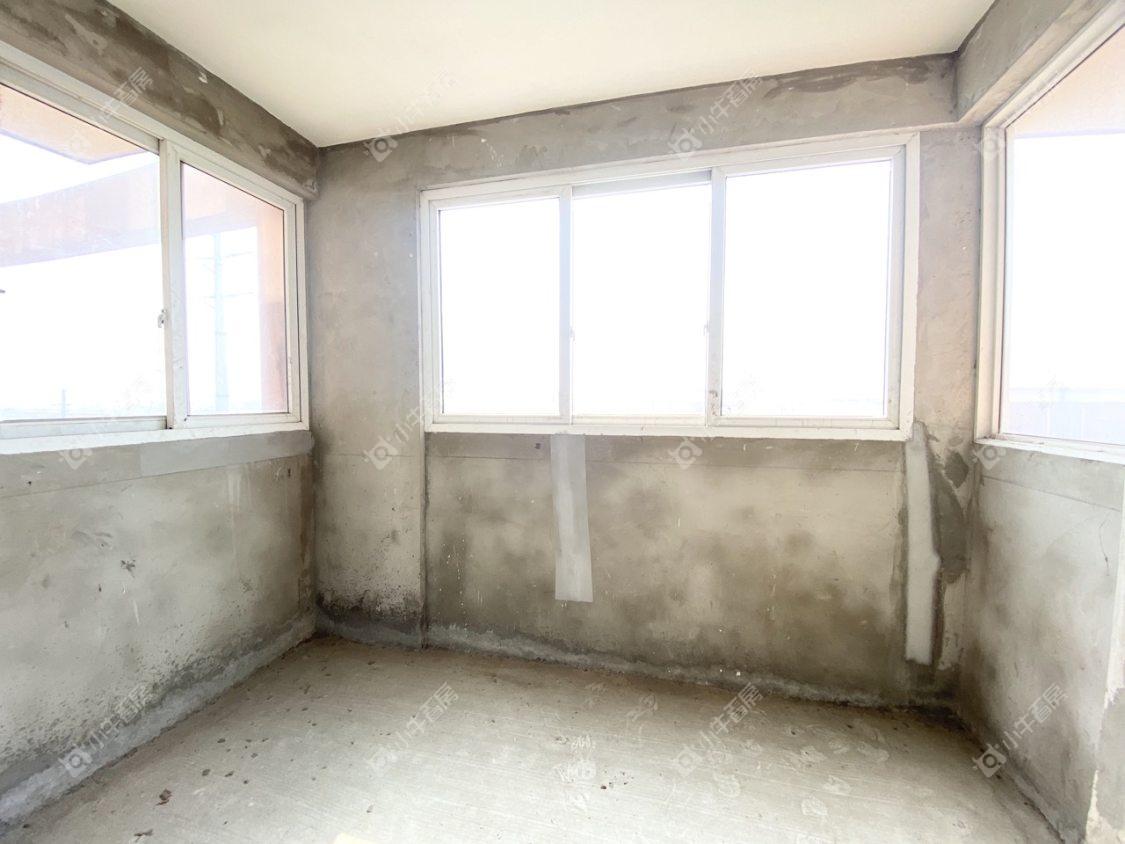 镇江东南新城在售二手房源室内图_小牛看房