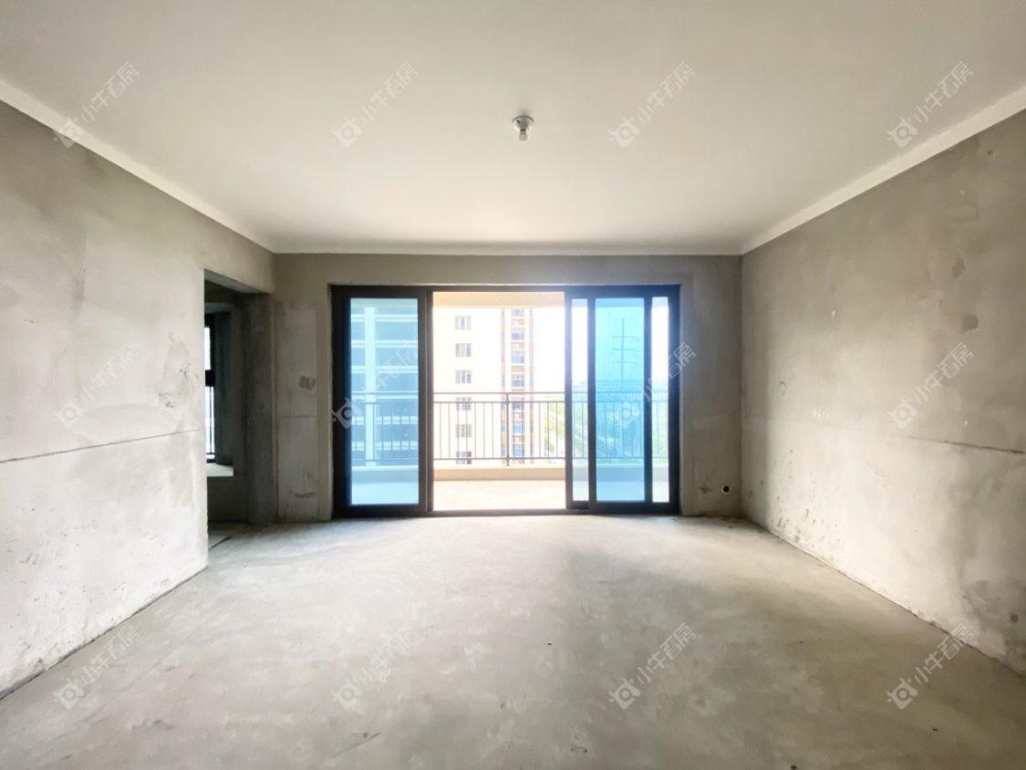 镇江碧桂园樾府在售二手房源室内图_小牛看房