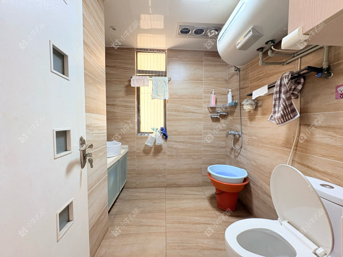 镇江水岸春天在售二手房源室内图_小牛看房