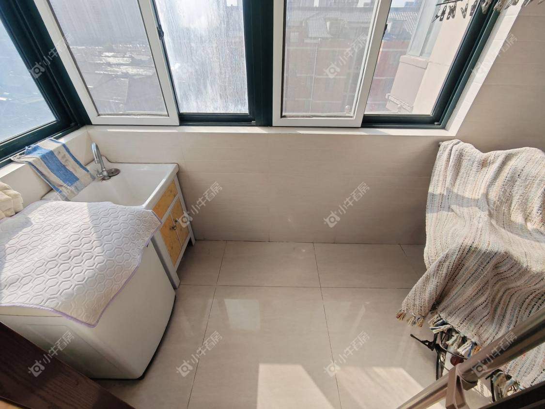 镇江欧洲城在售二手房源室内图_小牛看房