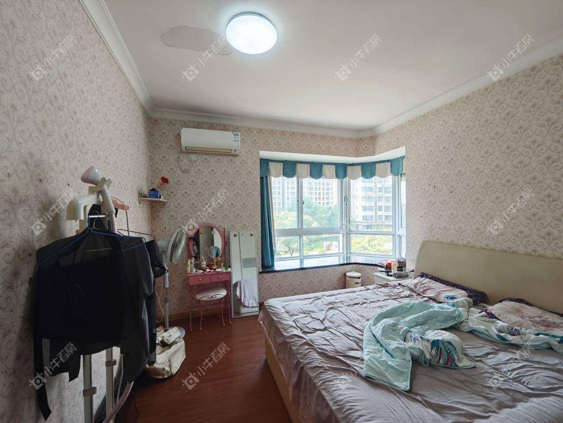 镇江碧桂园在售二手房源室内图_小牛看房