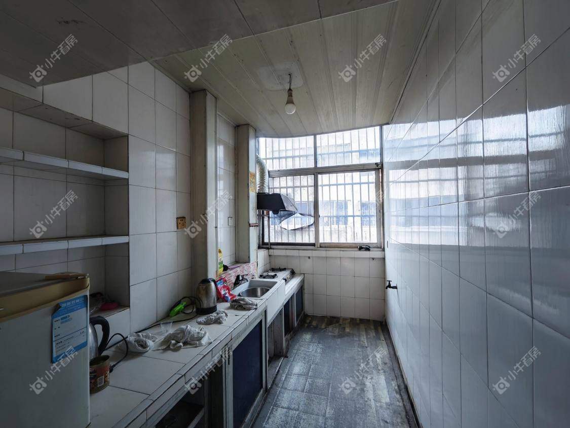 镇江荆林中学教工楼在售二手房源室内图_小牛看房