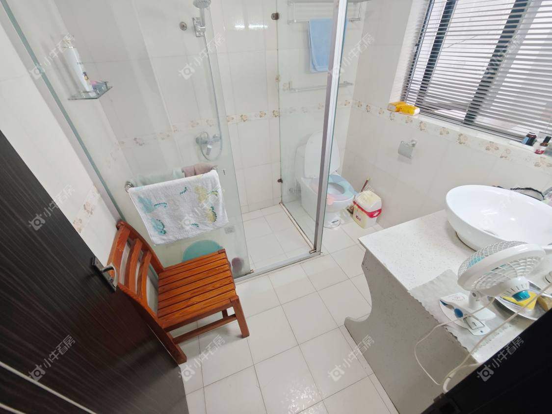 镇江天波城在售二手房源室内图_小牛看房