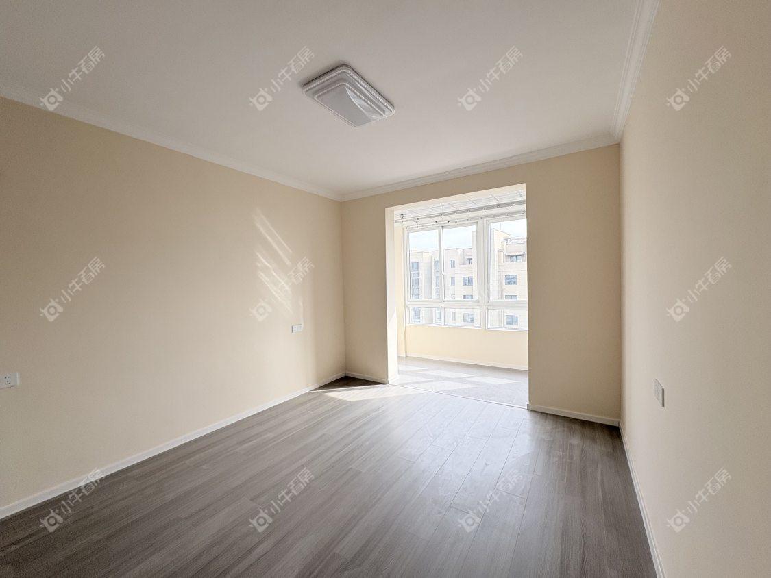 镇江和谐里在售二手房源室内图_小牛看房