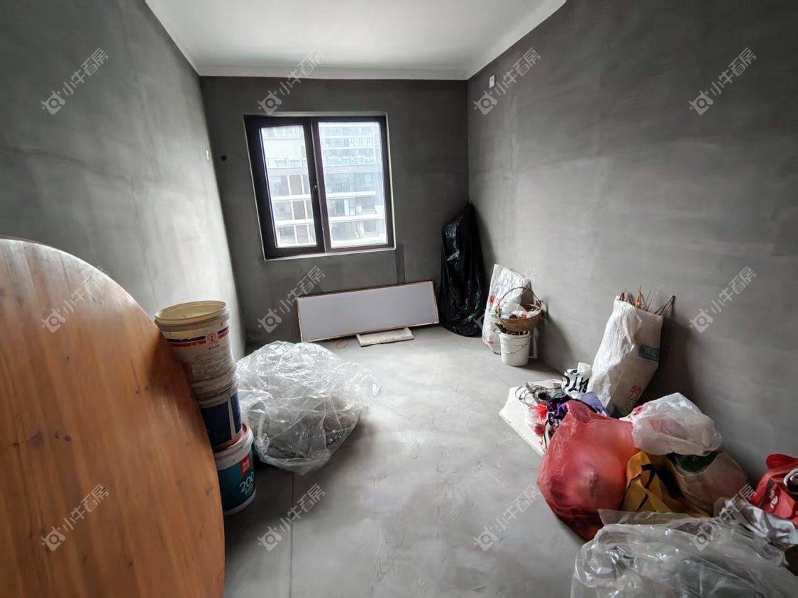 镇江珑蟠里在售二手房源室内图_小牛看房