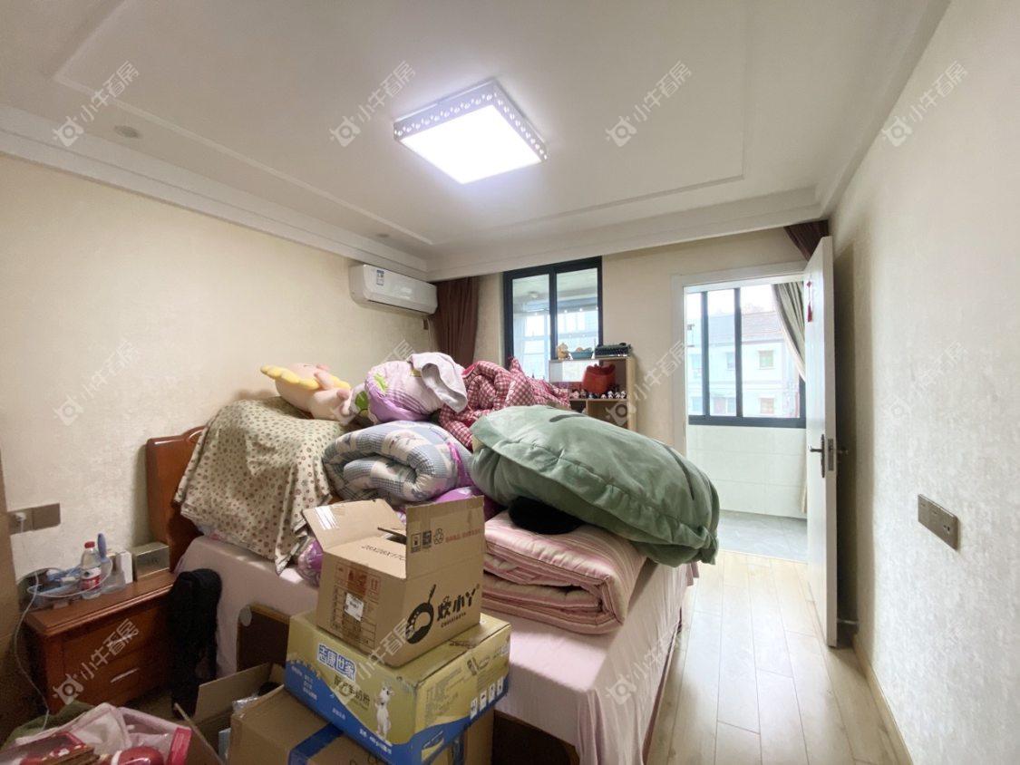 镇江龙凤新村在售二手房源室内图_小牛看房