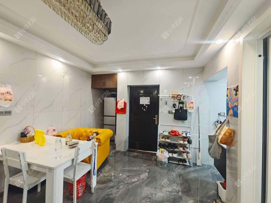 镇江龙凤山庄在售二手房源室内图_小牛看房