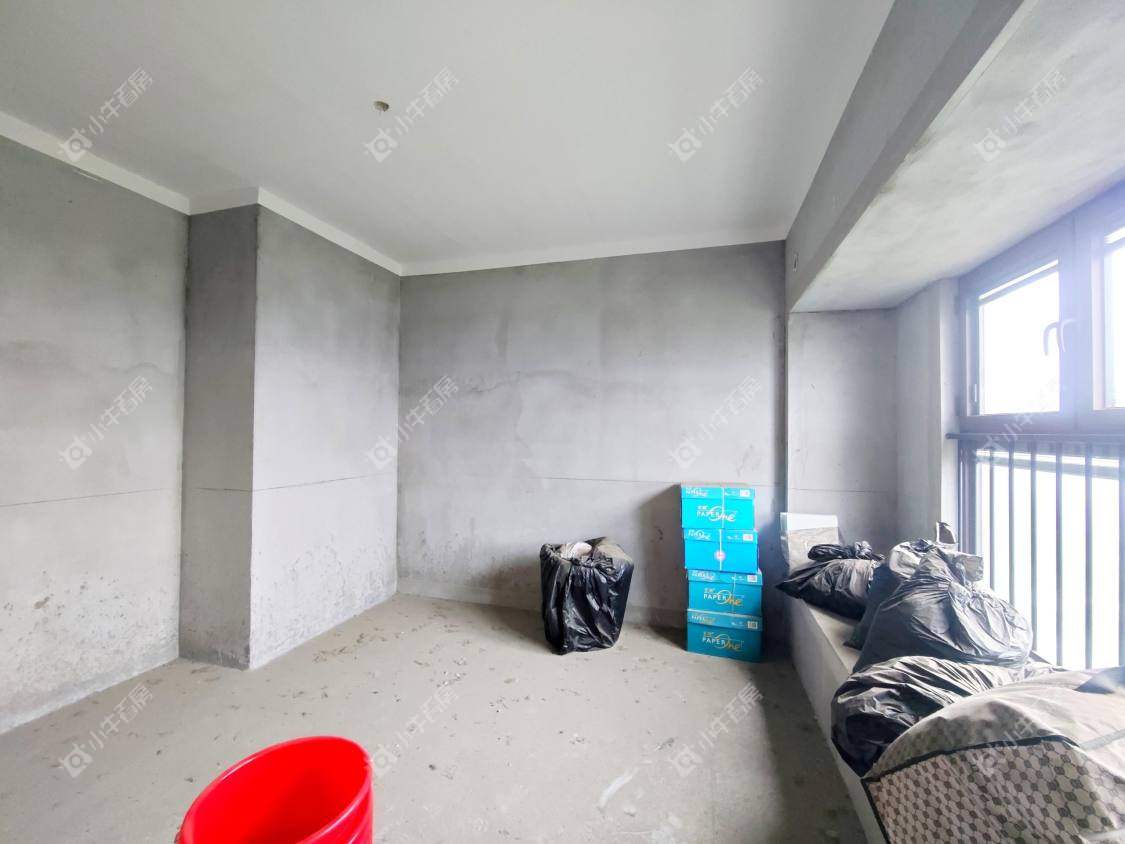 镇江碧桂园樾府在售二手房源室内图_小牛看房