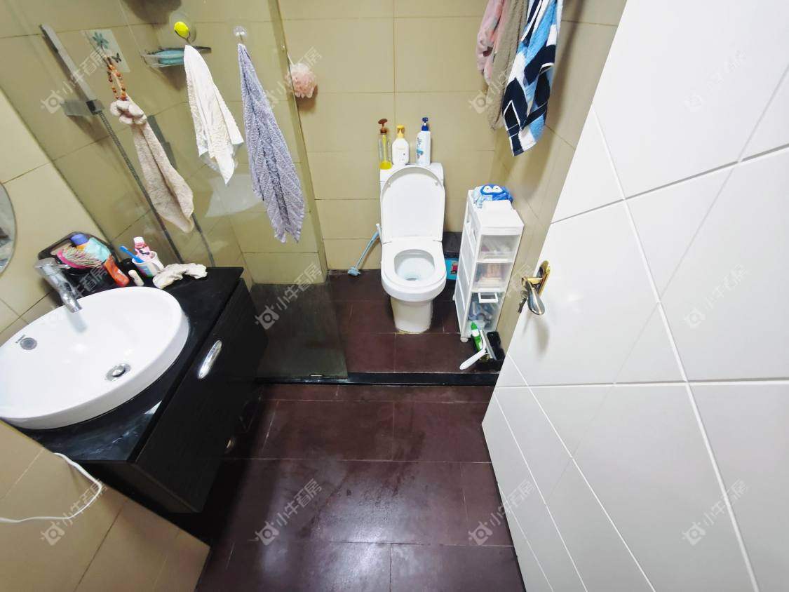 镇江凤翔花园在售二手房源室内图_小牛看房