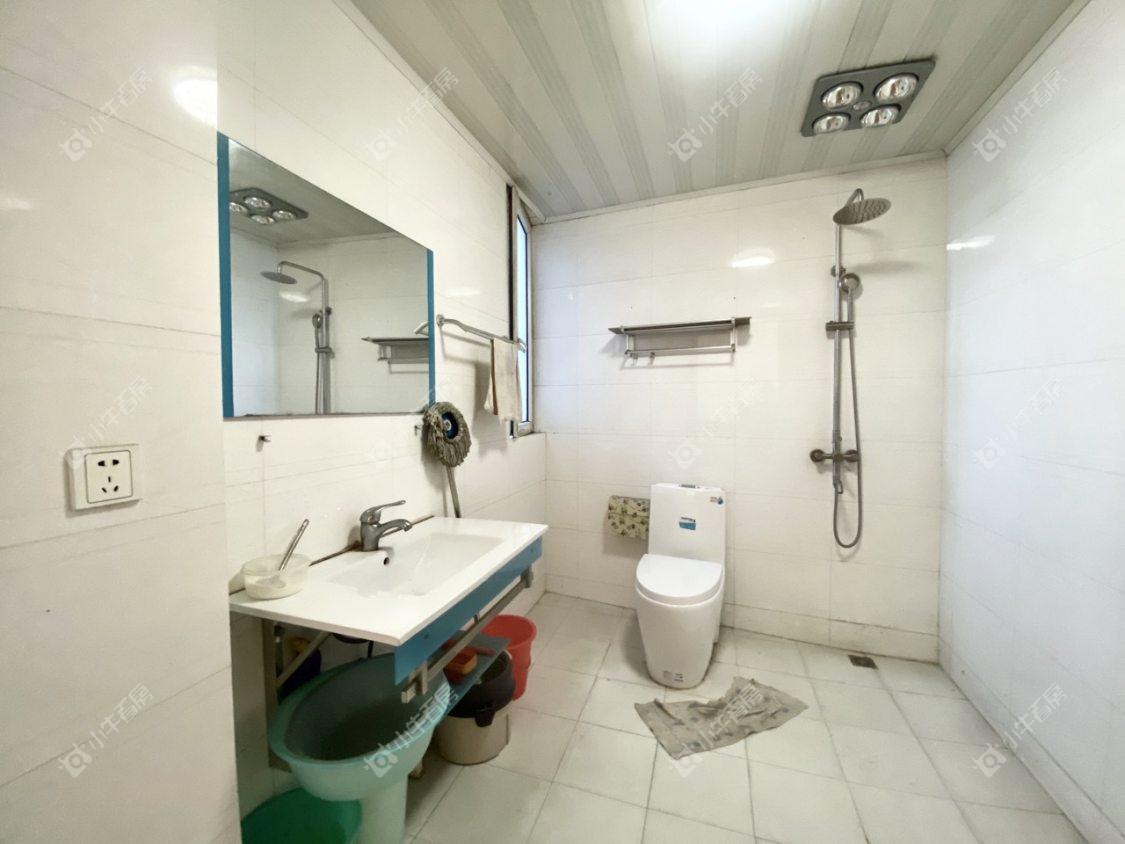 镇江练湖新城在售二手房源室内图_小牛看房