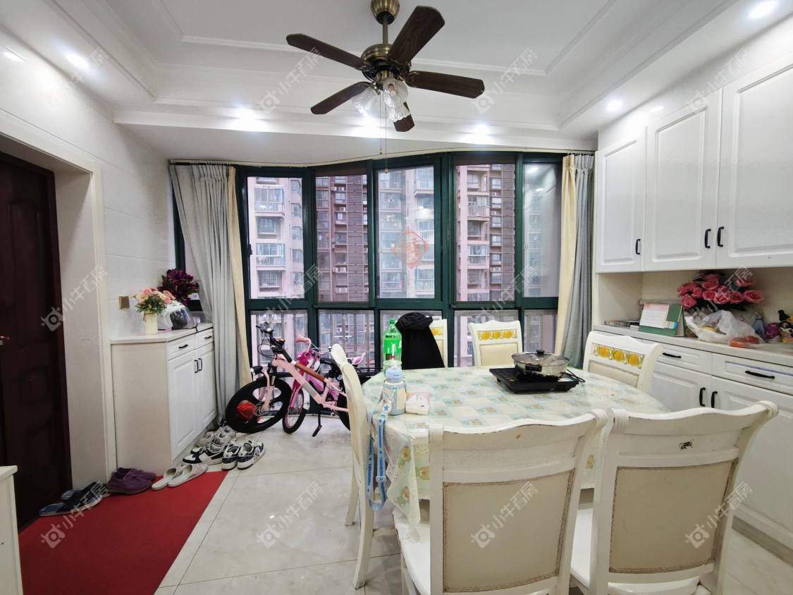 镇江东方盛世在售二手房源室内图_小牛看房