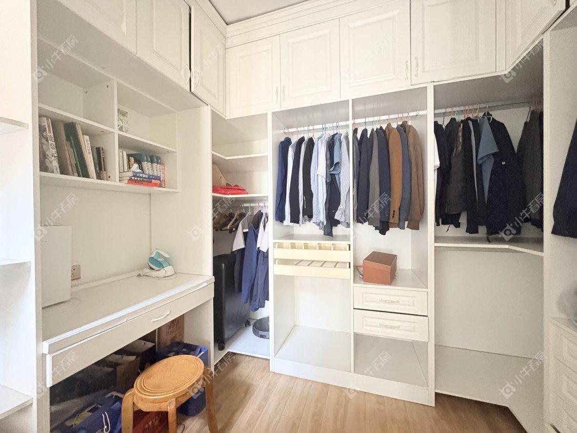 镇江碧桂园在售二手房源室内图_小牛看房