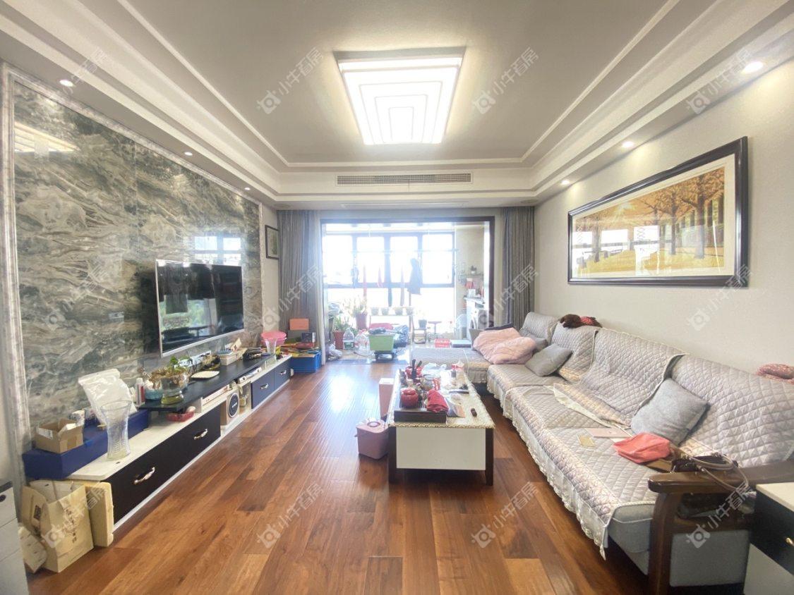 镇江滨河凤凰城在售二手房源室内图_小牛看房