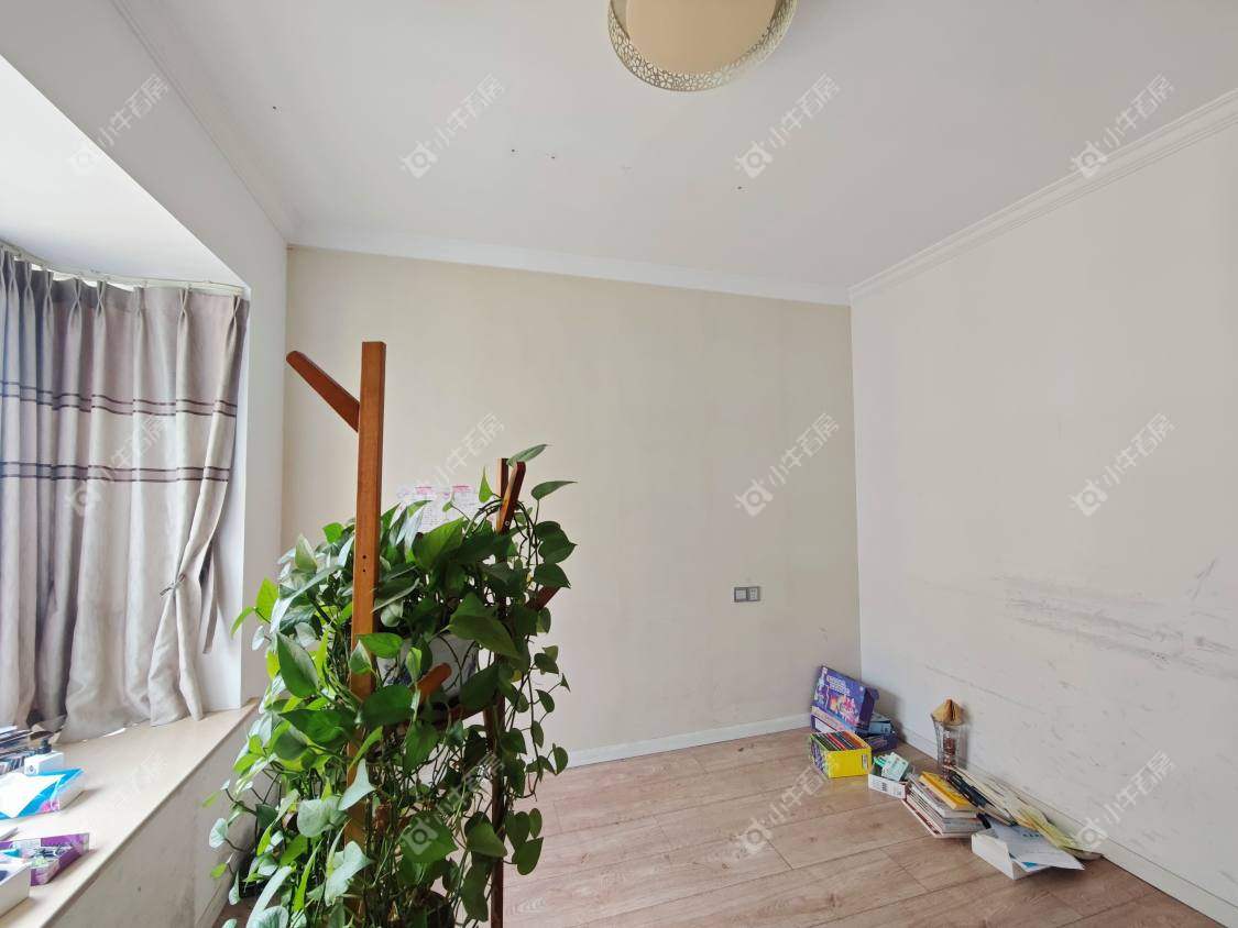 镇江天悦名城在售二手房源室内图_小牛看房