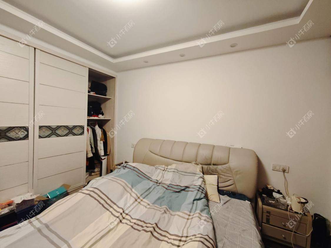 镇江华都锦城在售二手房源室内图_小牛看房