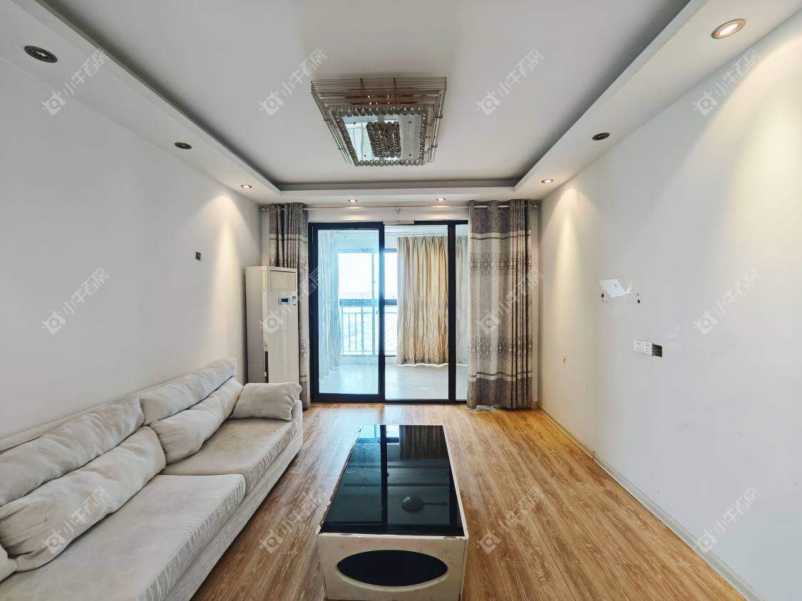 镇江信达香堤国际在售二手房源室内图_小牛看房