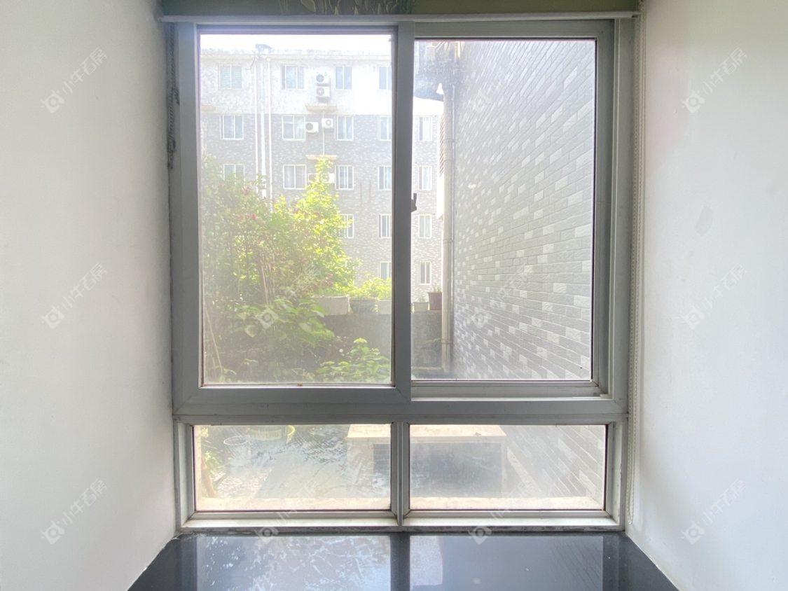 镇江江南嘉园在售二手房源室内图_小牛看房