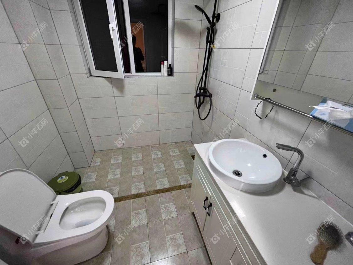 镇江大亚第一城在售二手房源室内图_小牛看房