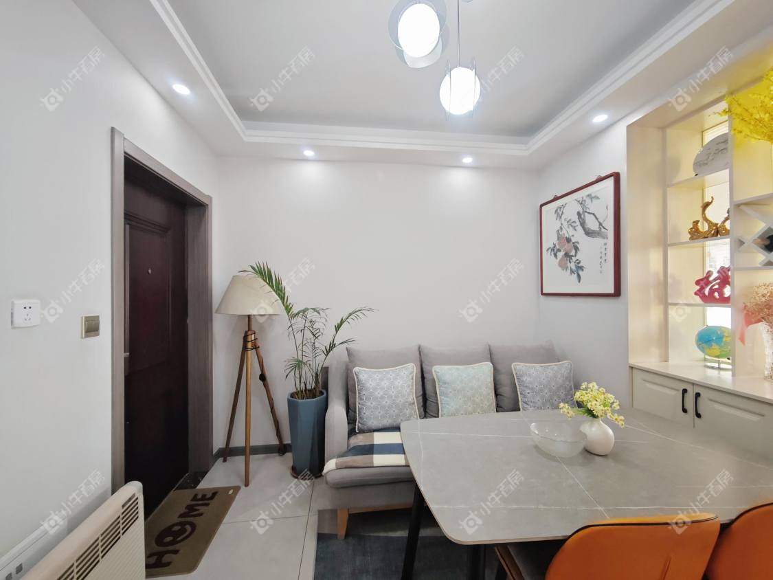 镇江粤港臻园在售二手房源室内图_小牛看房