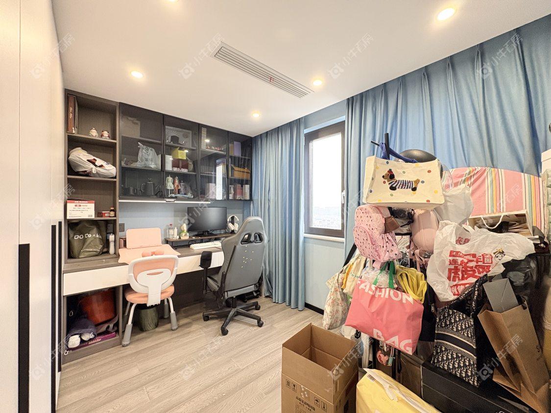 镇江凤熹台在售二手房源室内图_小牛看房