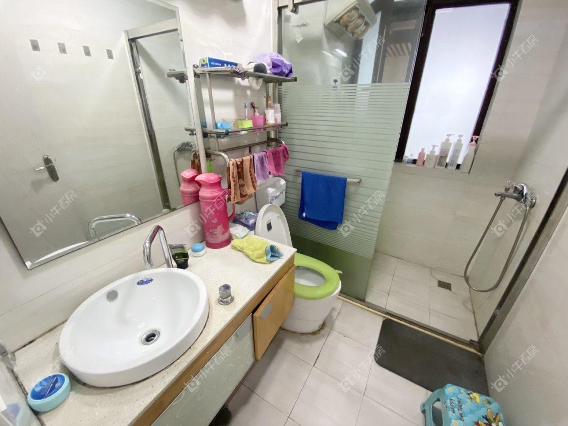 镇江滨河凤凰城在售二手房源室内图_小牛看房