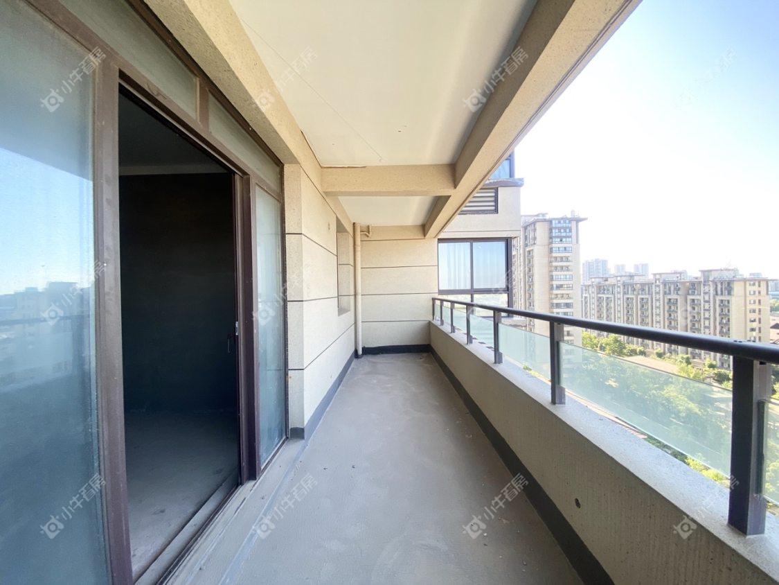 镇江凤凰郡在售二手房源室内图_小牛看房