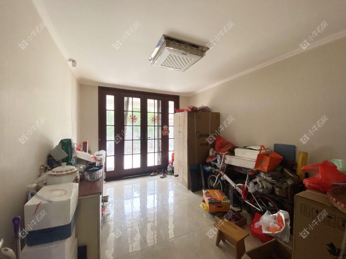 镇江泰豪公寓在售二手房源室内图_小牛看房