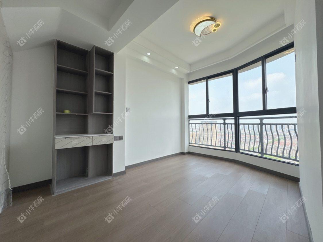 镇江碧桂园在售二手房源室内图_小牛看房