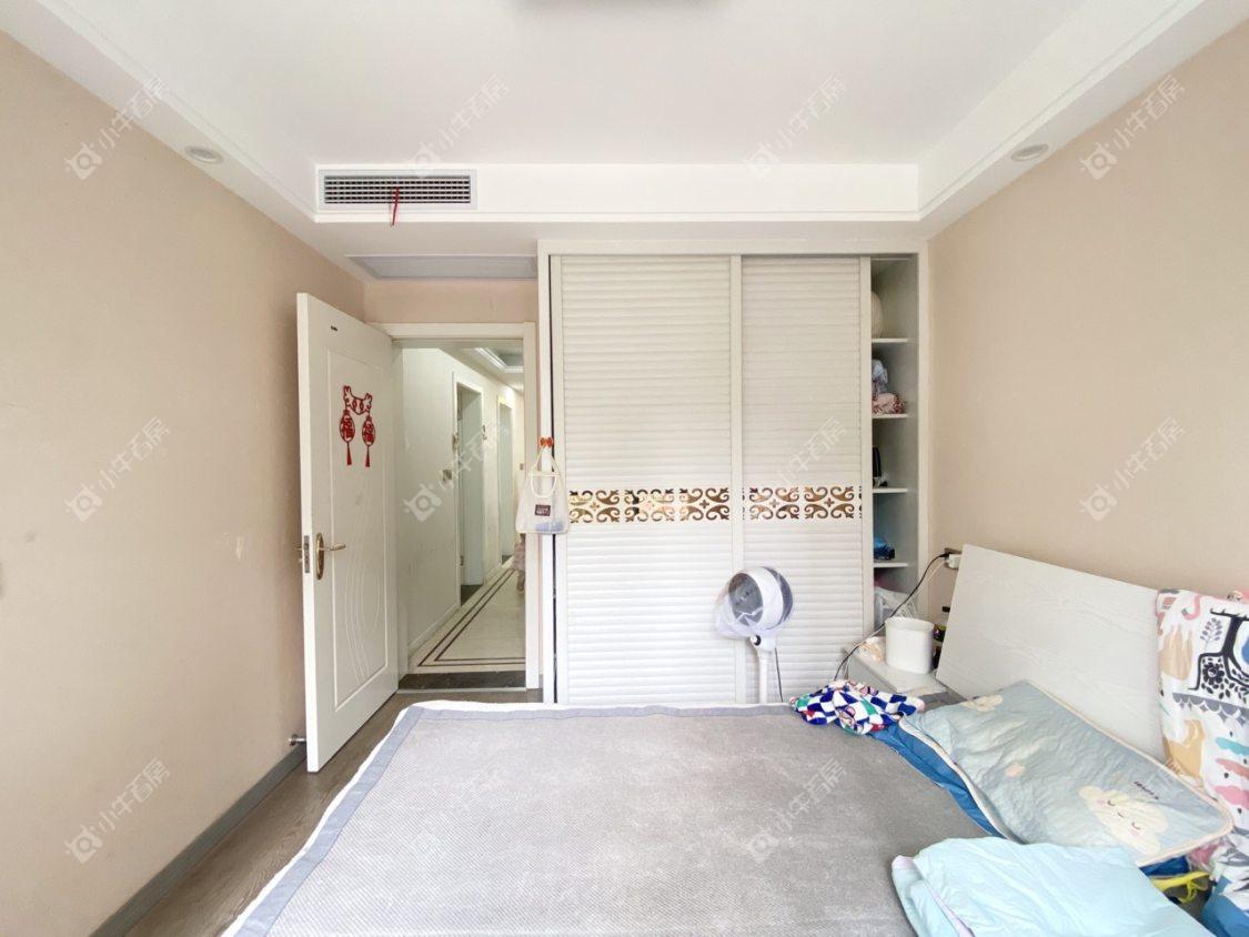 镇江欧洲城在售二手房源室内图_小牛看房