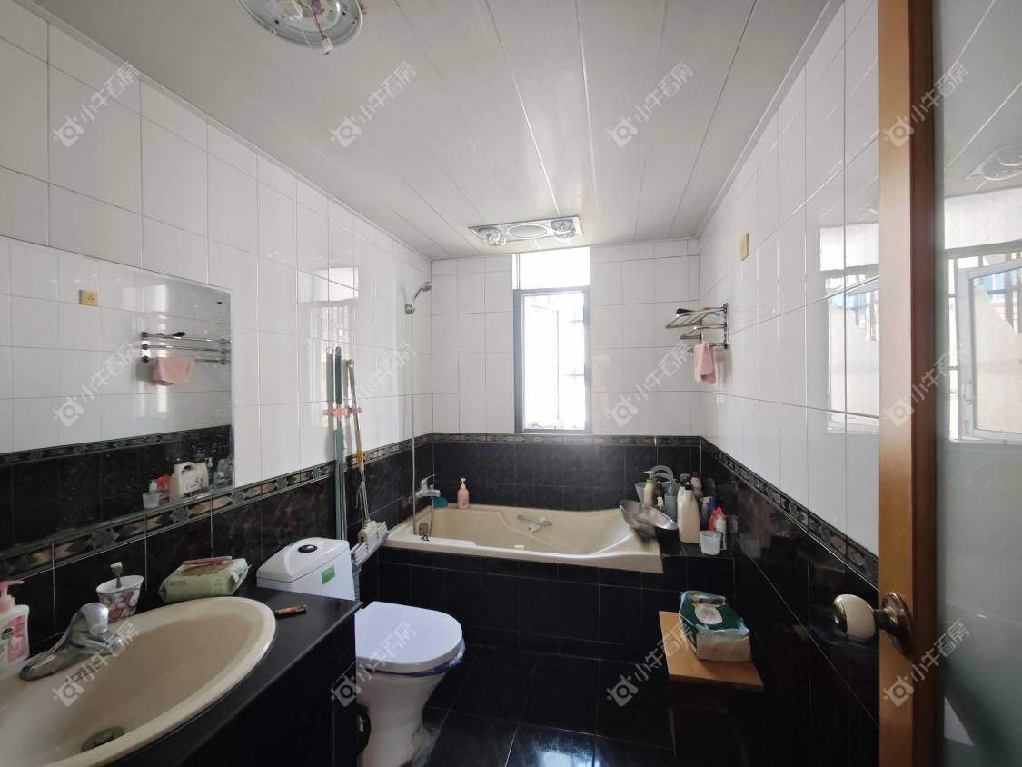 镇江兴隆苑在售二手房源室内图_小牛看房