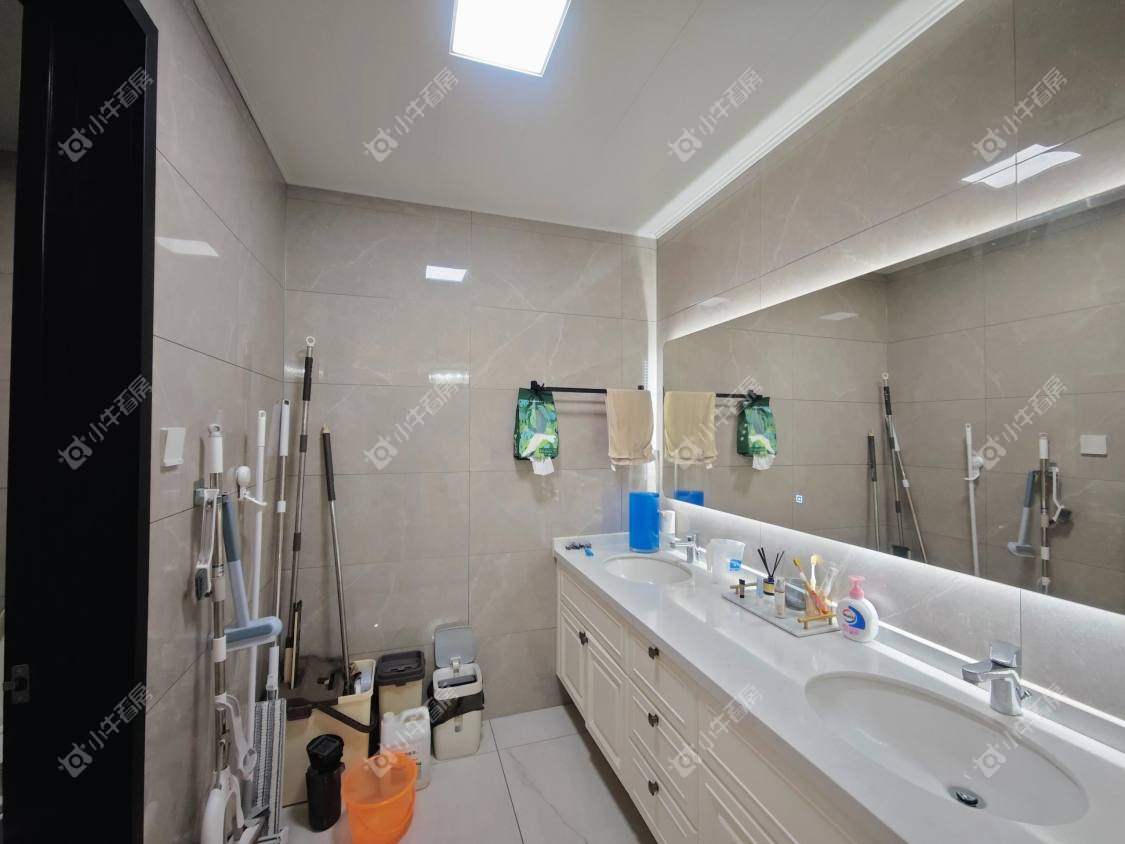 镇江天波城在售二手房源室内图_小牛看房