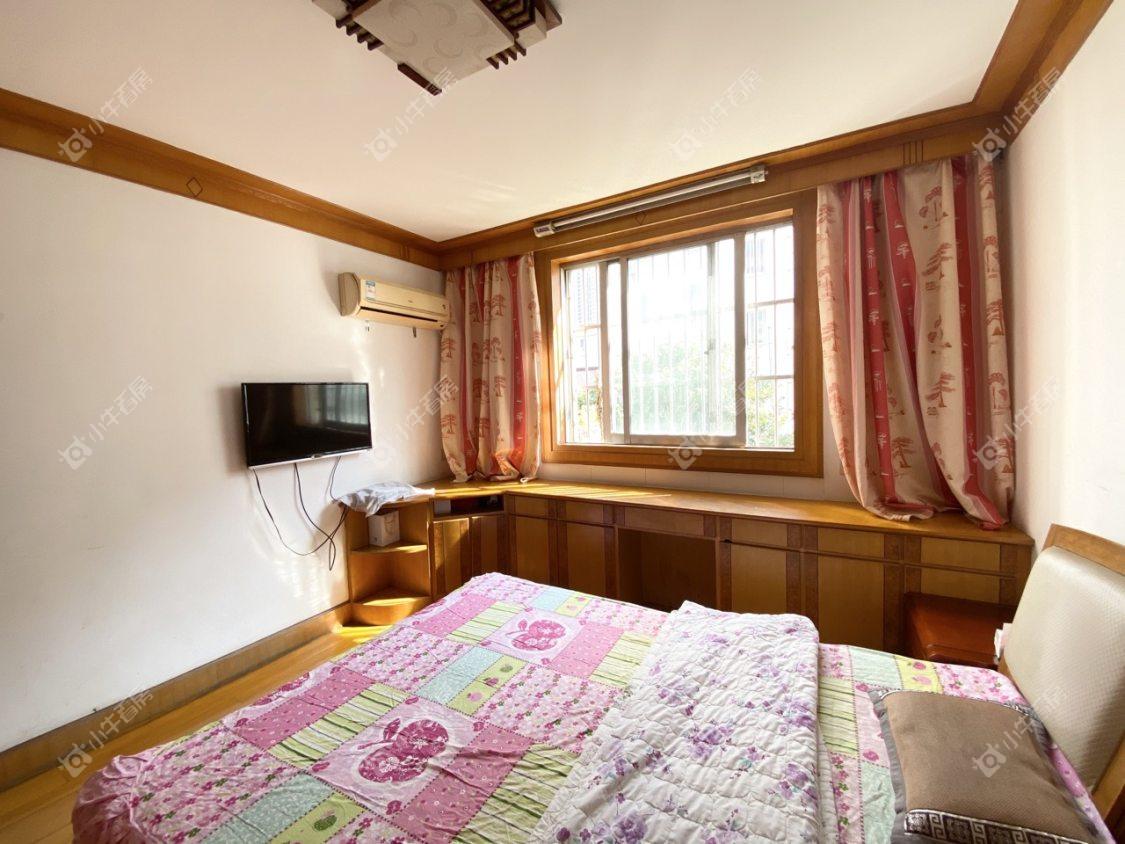 镇江华南园中园在售二手房源室内图_小牛看房