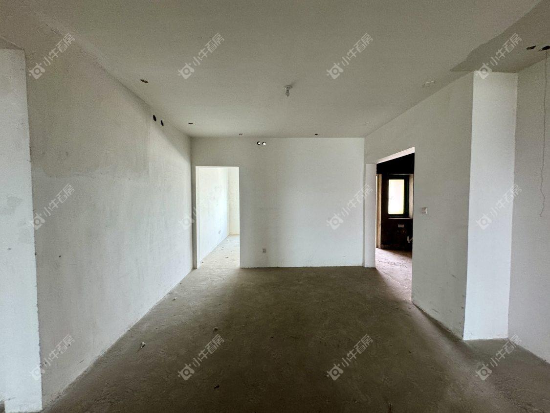 镇江恒大城在售二手房源室内图_小牛看房