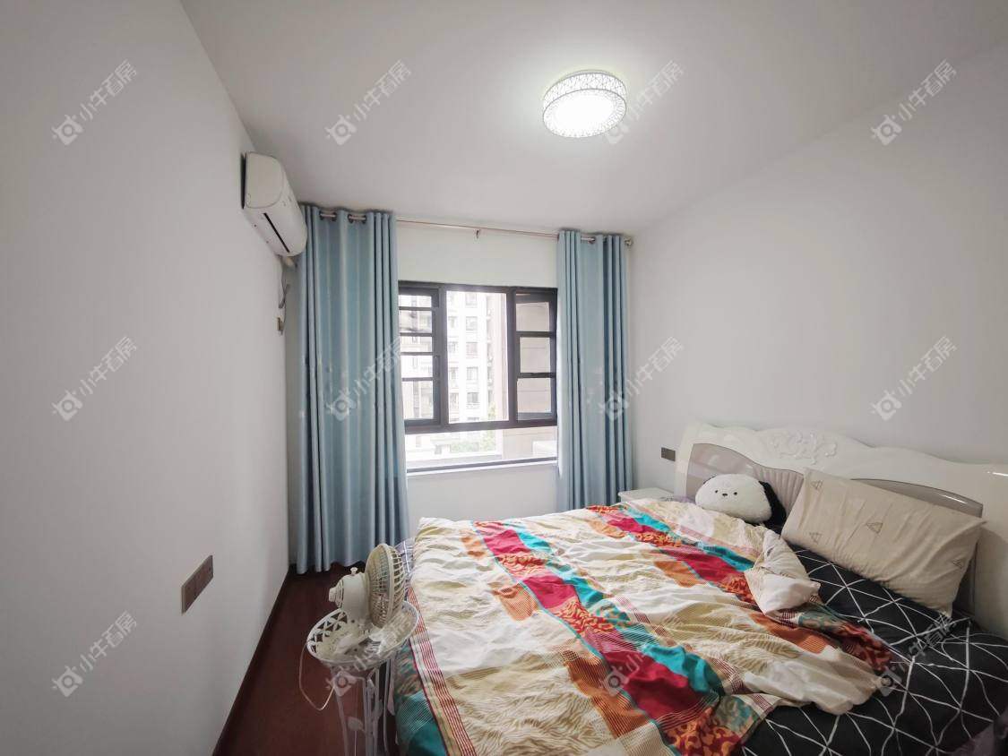 镇江滨河凤凰城在售二手房源室内图_小牛看房