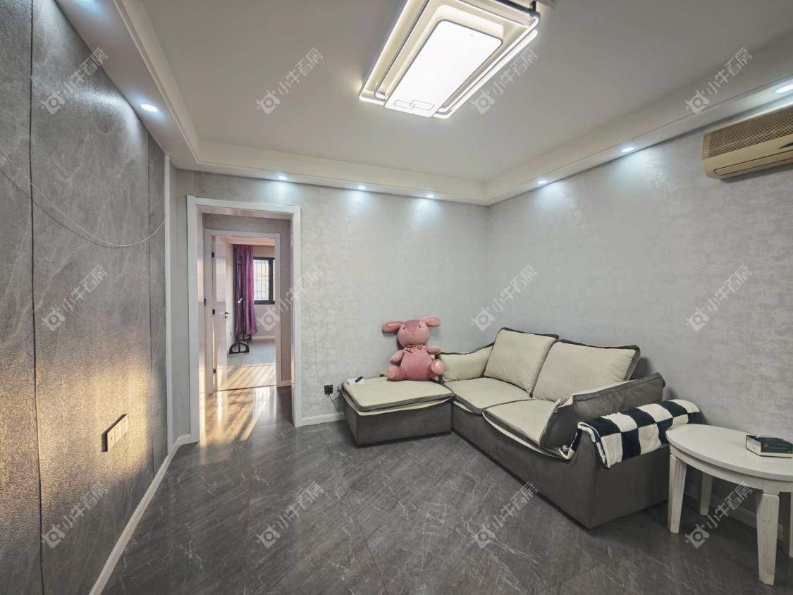 镇江尹公桥商住楼在售二手房源室内图_小牛看房