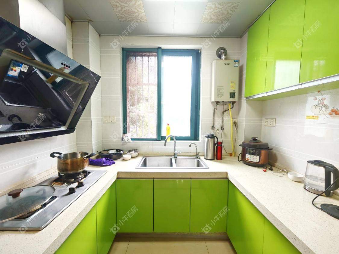 镇江欧洲城在售二手房源室内图_小牛看房