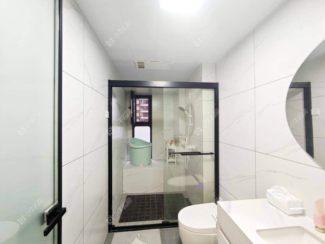 镇江凤熹台在售二手房源室内图_小牛看房