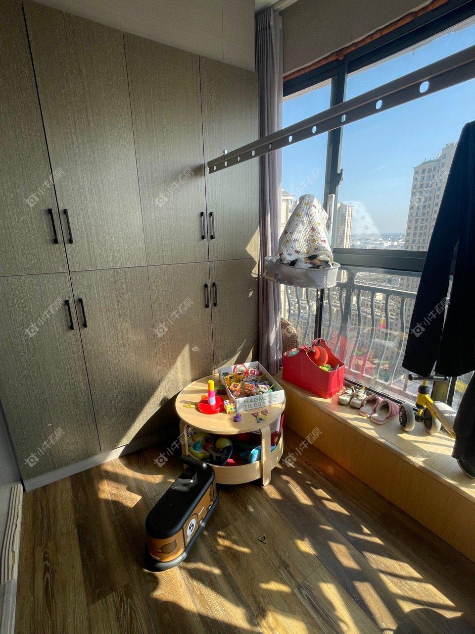 镇江碧桂园在售二手房源室内图_小牛看房