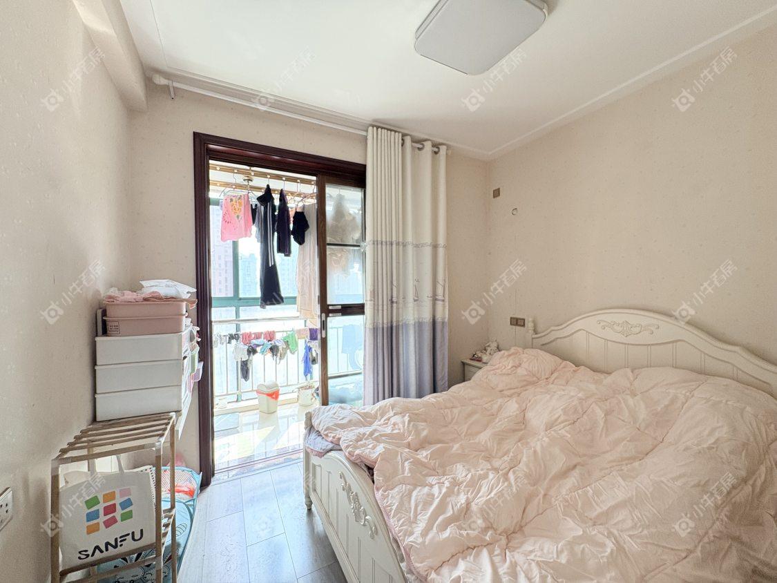 镇江东方盛世在售二手房源室内图_小牛看房