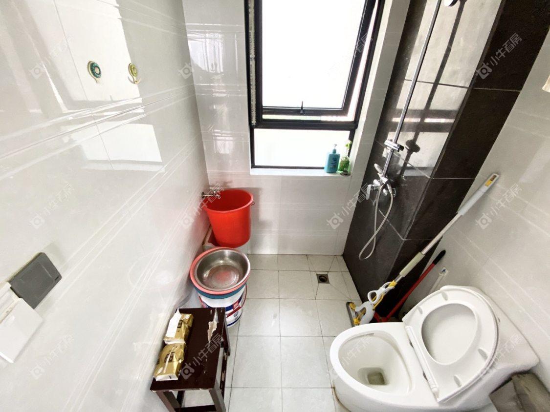 镇江信达香堤国际在售二手房源室内图_小牛看房