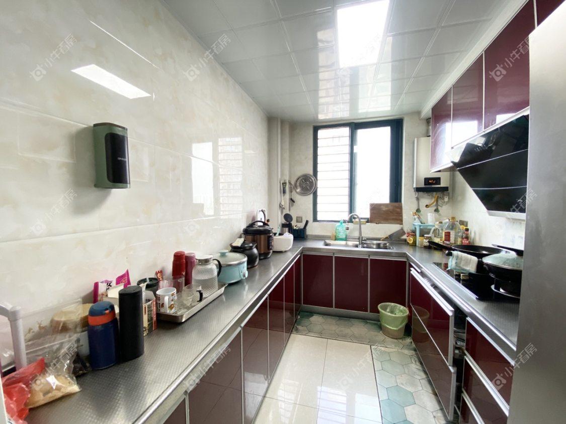 镇江欧洲城在售二手房源室内图_小牛看房