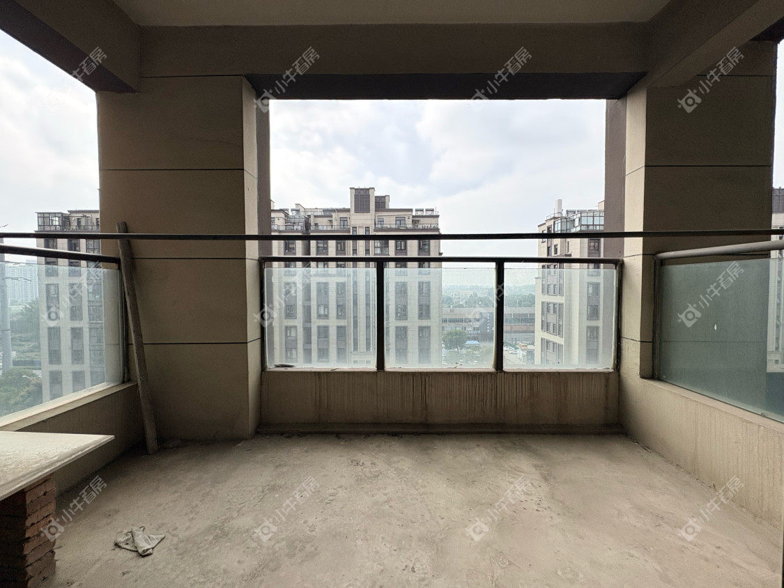 镇江滨河凤凰城在售二手房源室内图_小牛看房