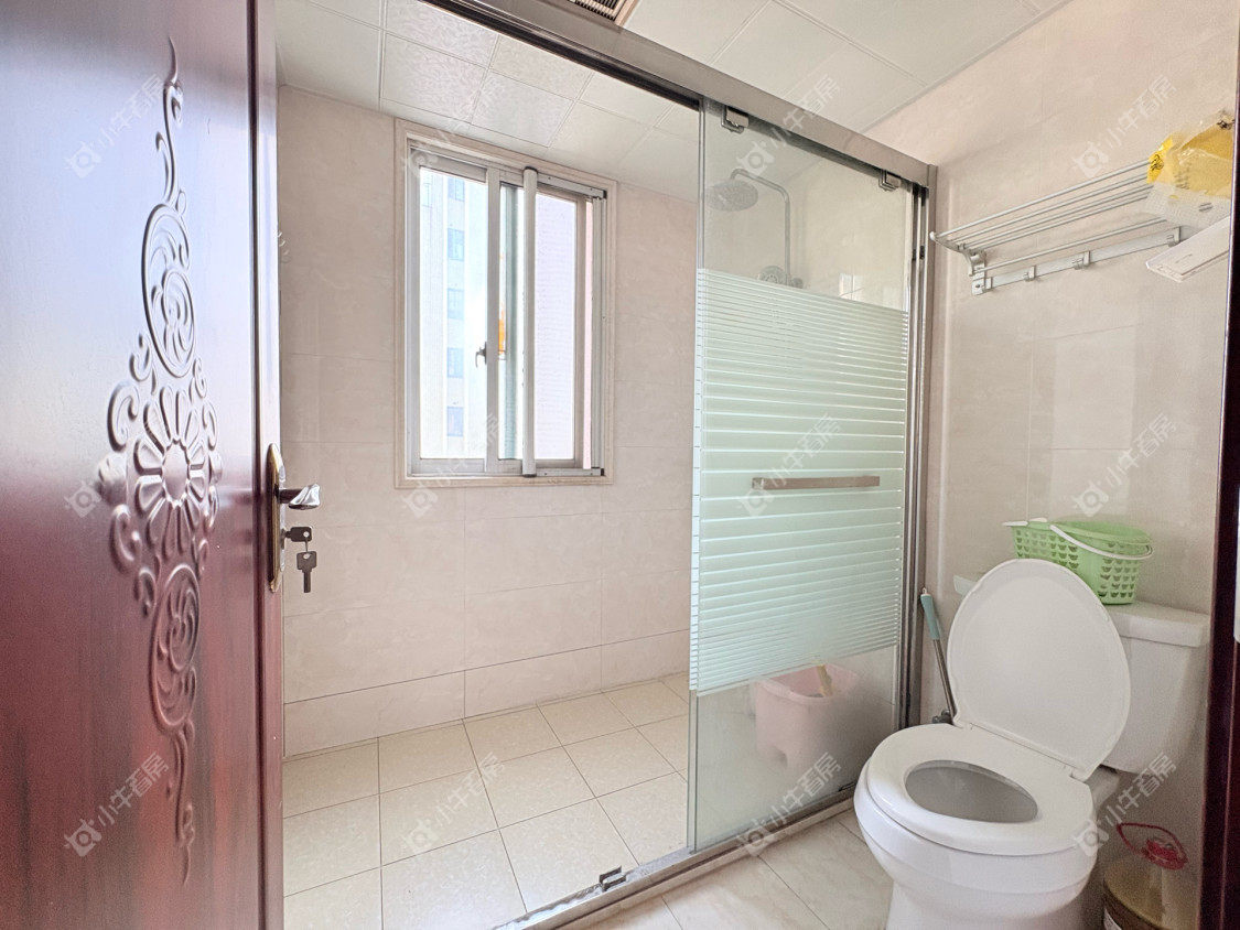 镇江城市绿洲在售二手房源室内图_小牛看房