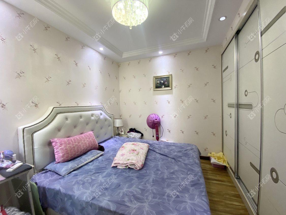 镇江丹凤国际在售二手房源室内图_小牛看房