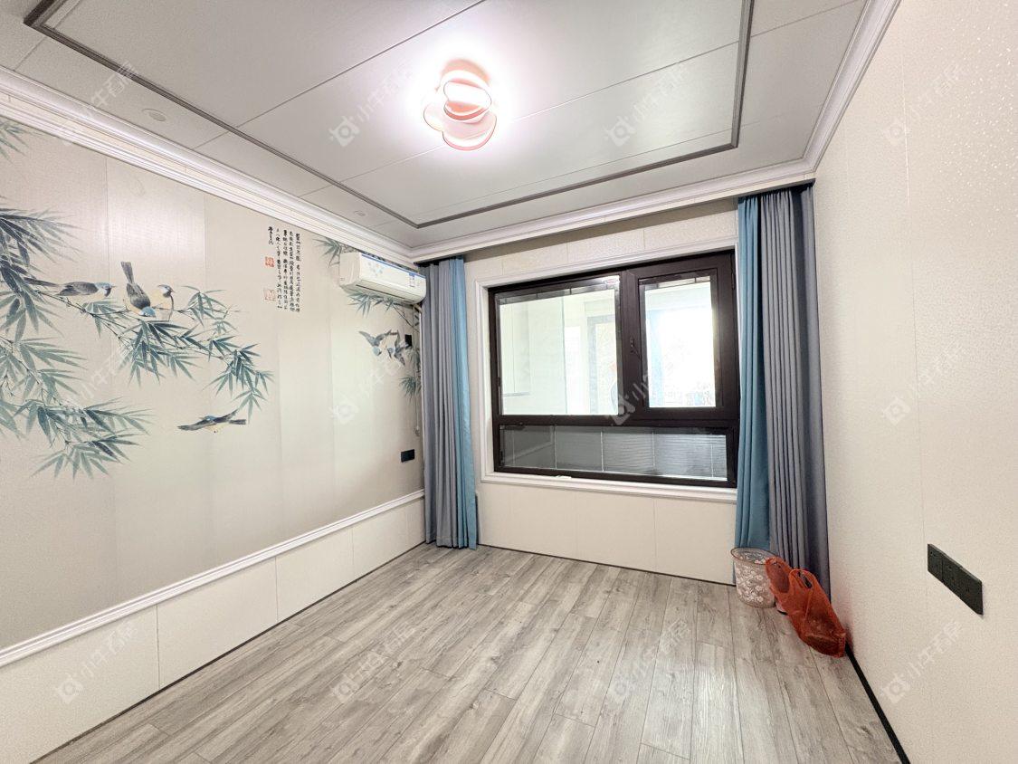 镇江珑蟠里在售二手房源室内图_小牛看房