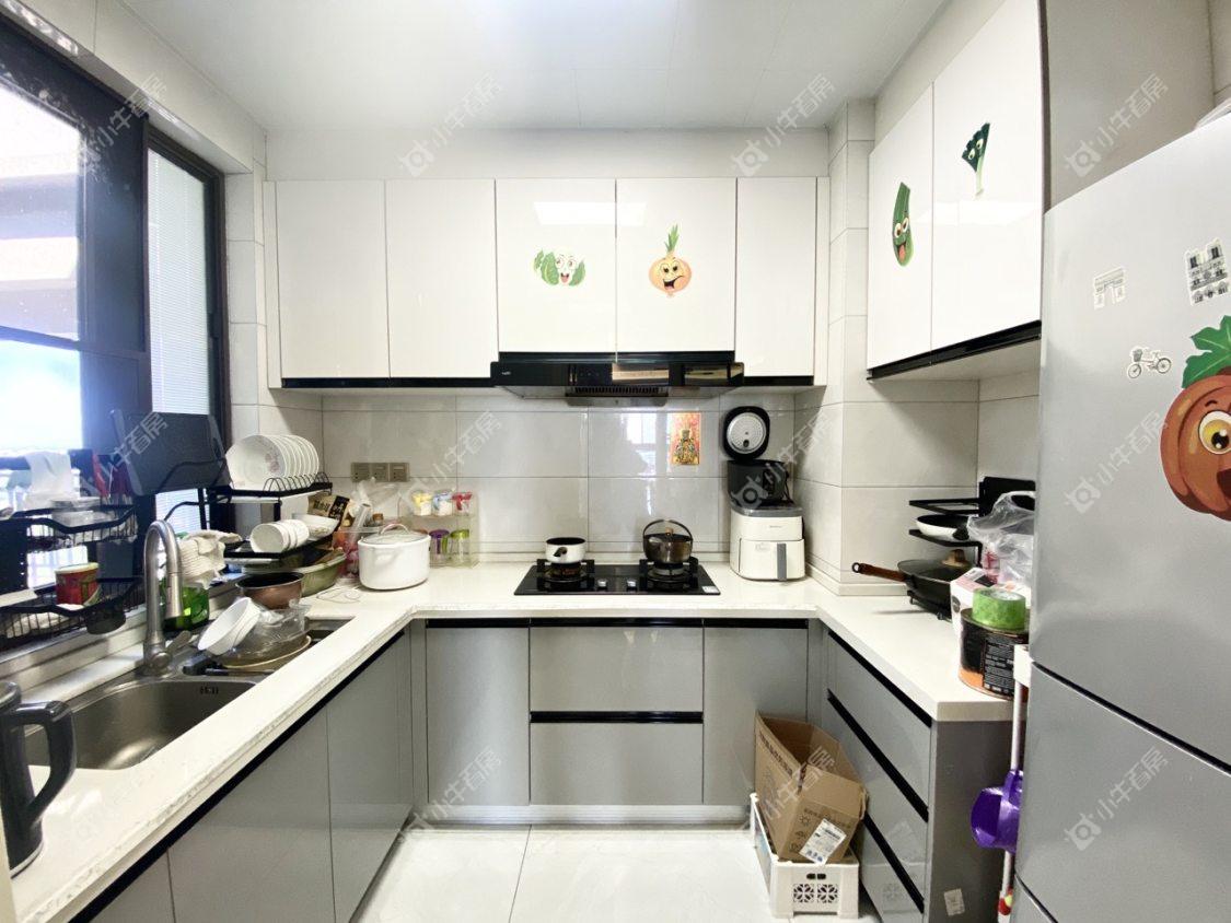 镇江碧桂园樾府在售二手房源室内图_小牛看房