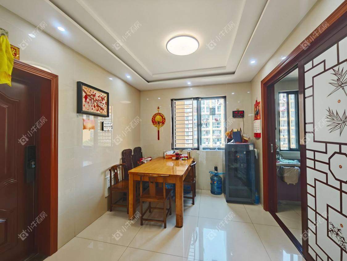 镇江华都锦城在售二手房源室内图_小牛看房